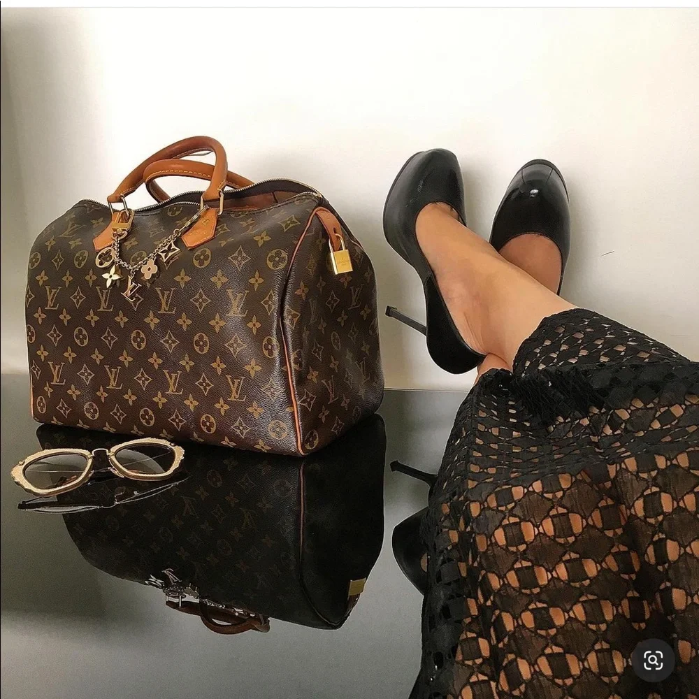 Saint Laurent Tribtoo Pumps - Picture 13 of 13